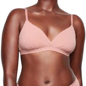 SKIMS Fits Everybody Crossover Pink Bralette